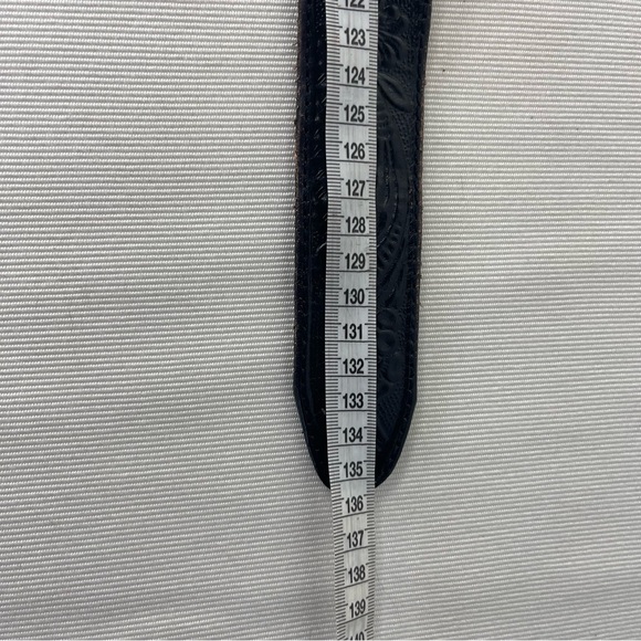 Silver Western Concho Cowboy Belt Black Tooled
Braided Leather Sz 44 - Picture 10 of 14